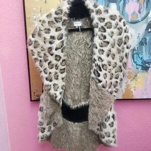 Sioni Draped Leopard Print Sweater Vest PL/PXL
